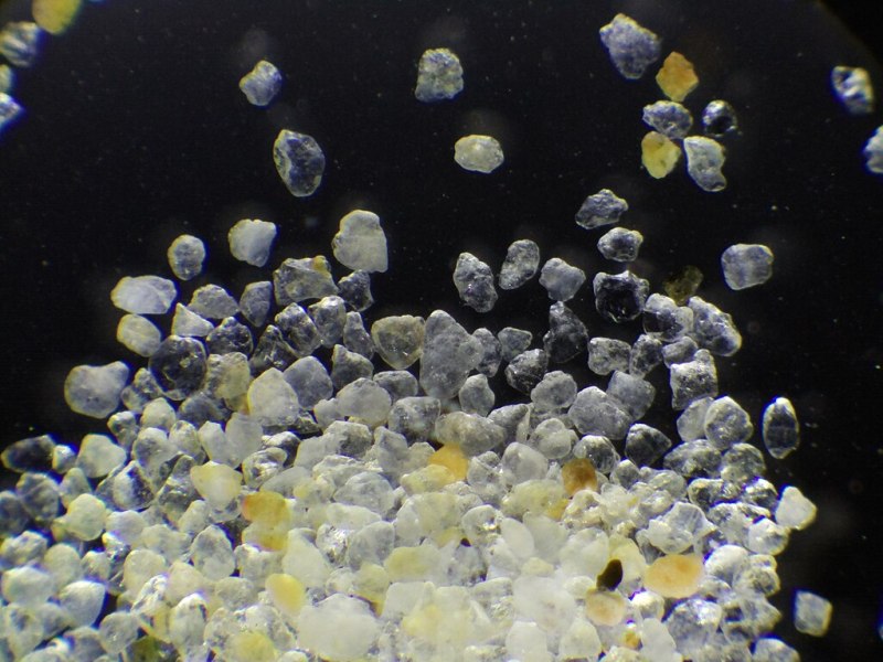 Developing a New Visual Model for Glass Particle Transfer